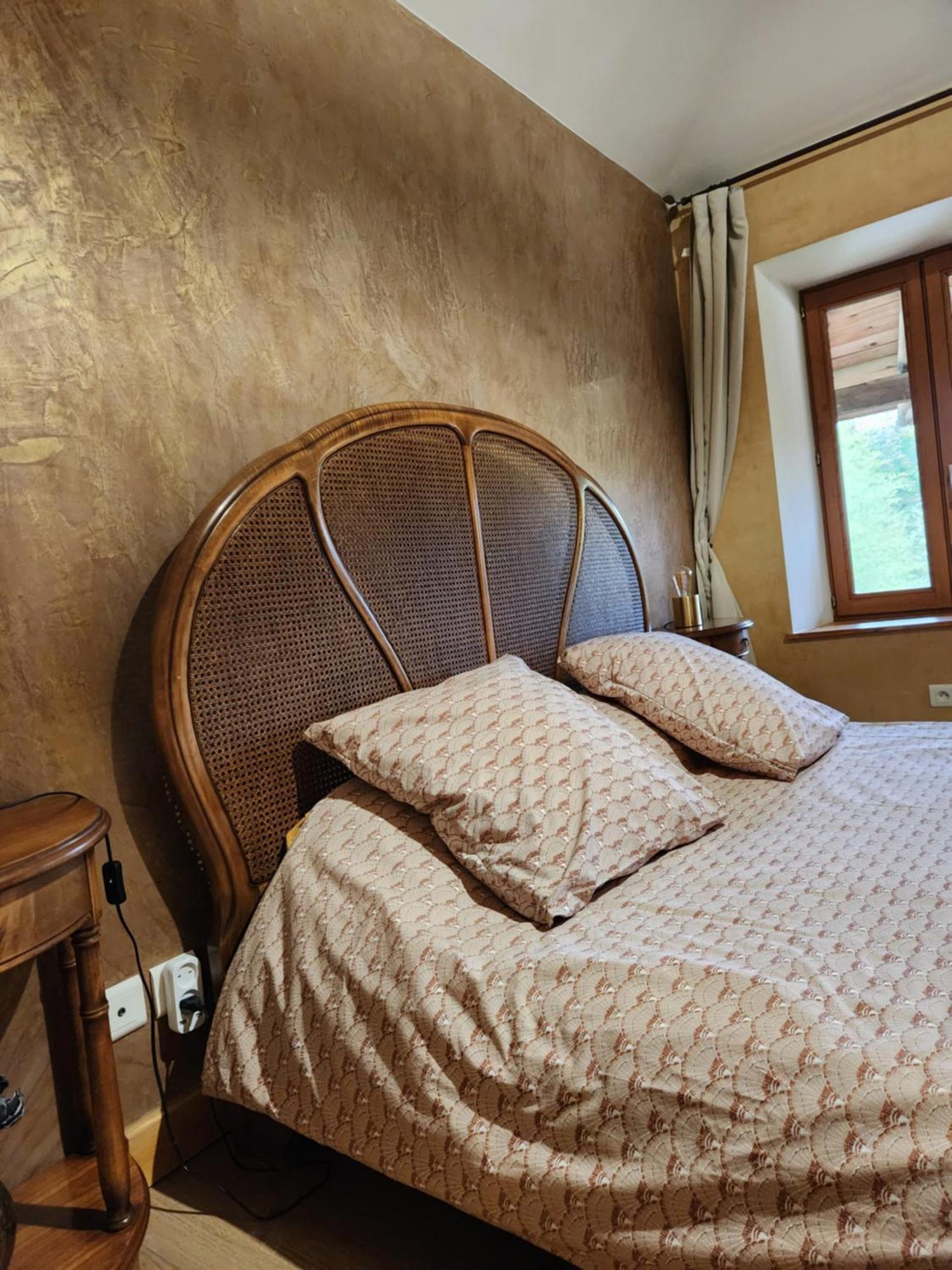 Chambres D'Hotes Aux Petits Belezins Saint-Amour  Room photo
