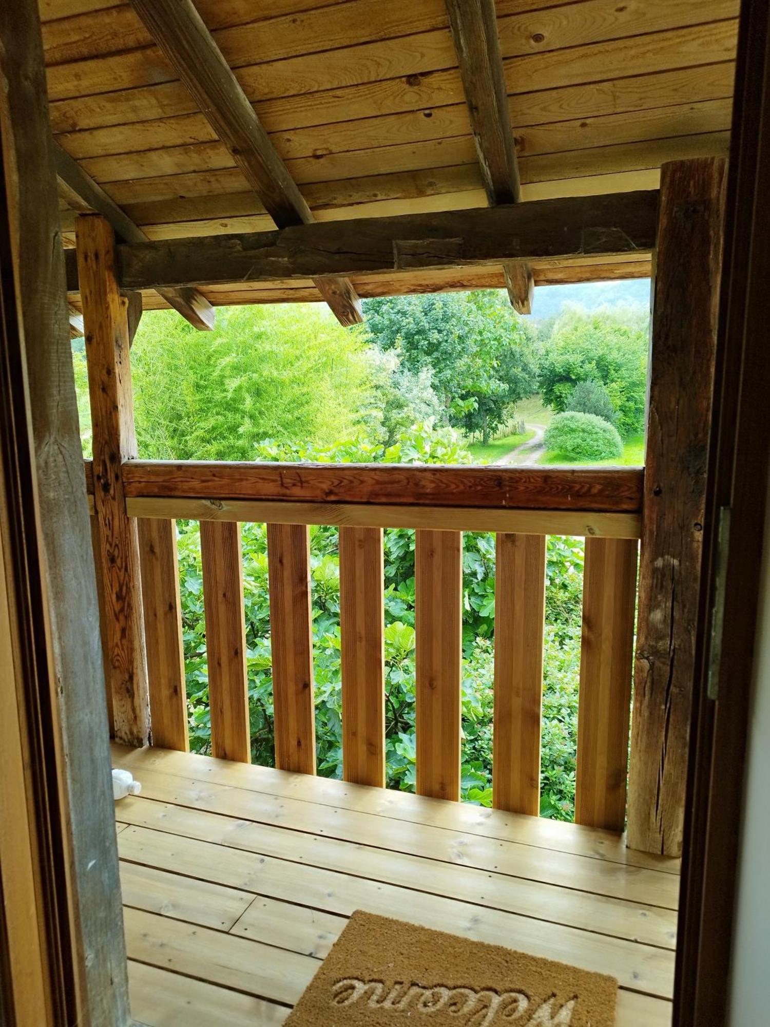 Chambres D'Hotes Aux Petits Belezins Saint-Amour  Exterior photo
